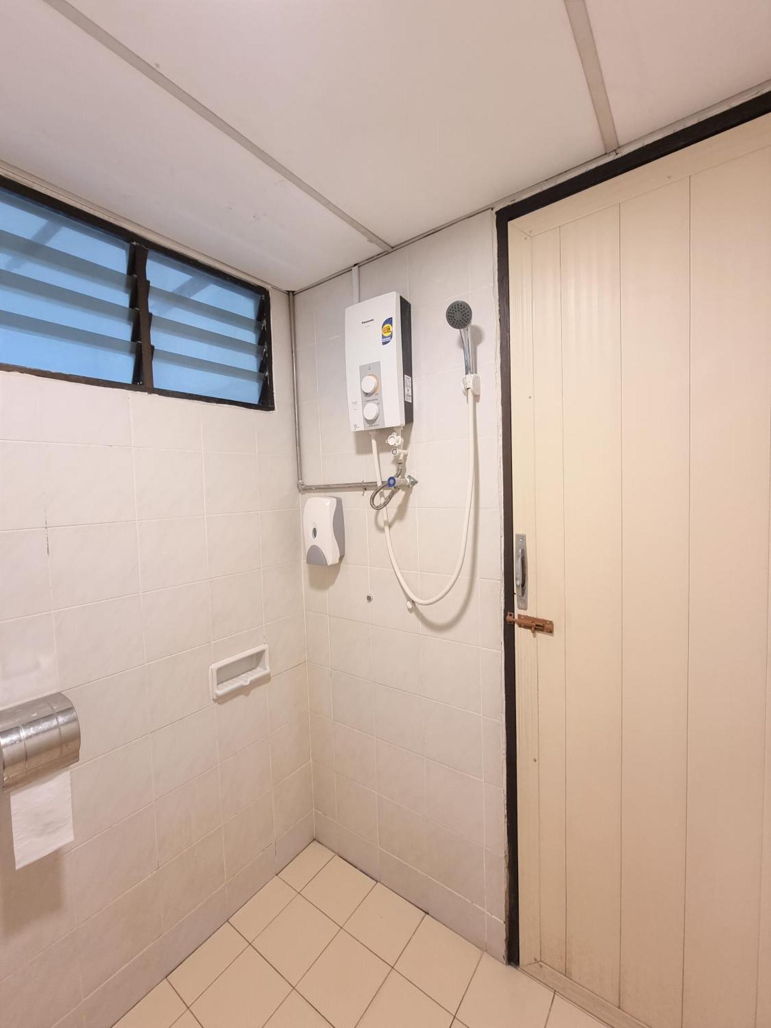 Green Ocean Seaview Apartment บาตูเฟอริงกี ภายนอก รูปภาพ